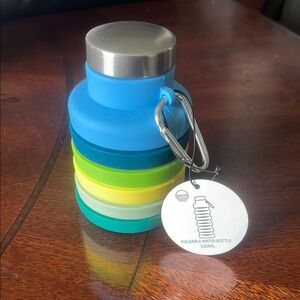 Silicone Foldable Water Bottle - Blue and Green